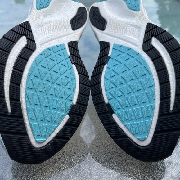 361 Degrees Centauri Running Shoes - Women's US 7.5 (B) - Picture 8 of 10